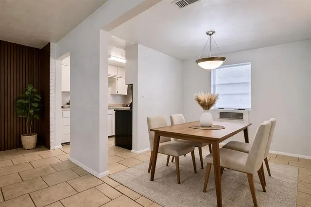 $1,395 | 2112 Tanglewood Street, Weatherford, TX 76085