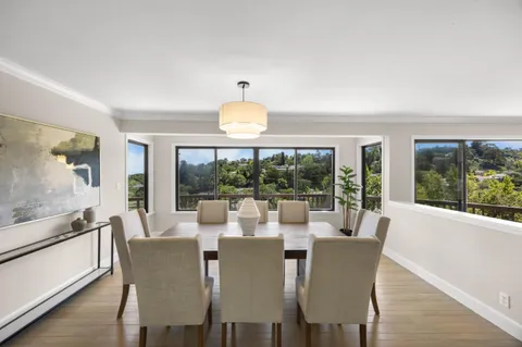 $4,588,000 | 135 Newton Drive, Burlingame, CA 94010