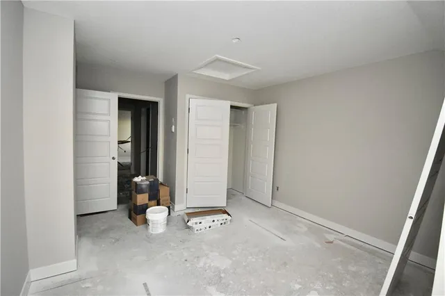 $844,450 | 8325 Northeast 76th Terrace, Kansas City, MO 64155