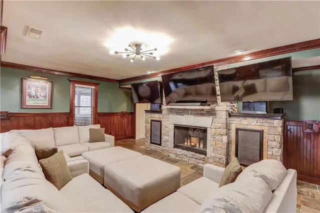 $1,250,000 | 44 Parkside Circle, Dawsonville, GA 30534