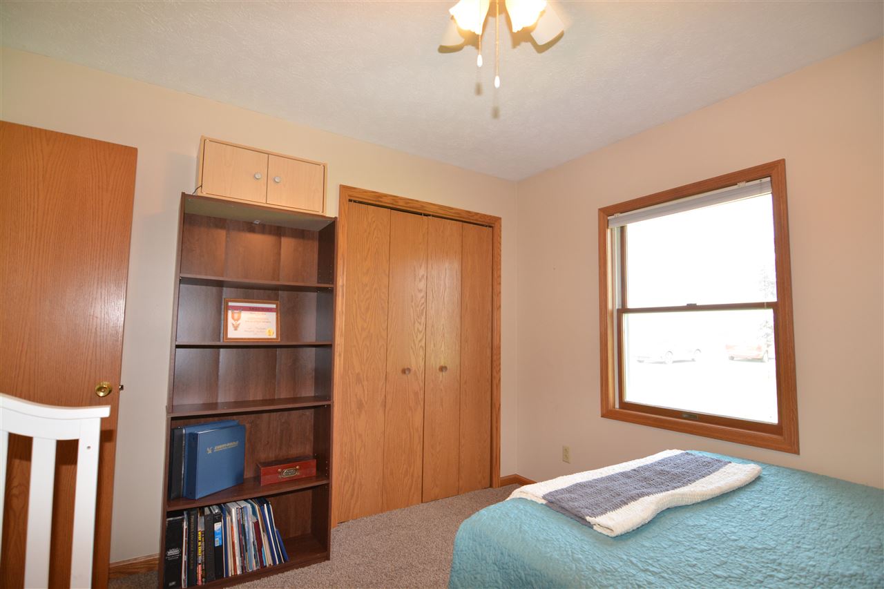 3175 South County Farm Road Warsaw, IN 46580 - Photo 20 of 36