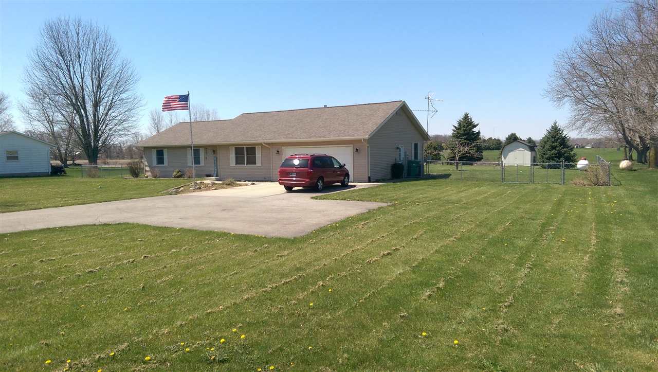 3175 South County Farm Road Warsaw, IN 46580 - Photo 5 of 36