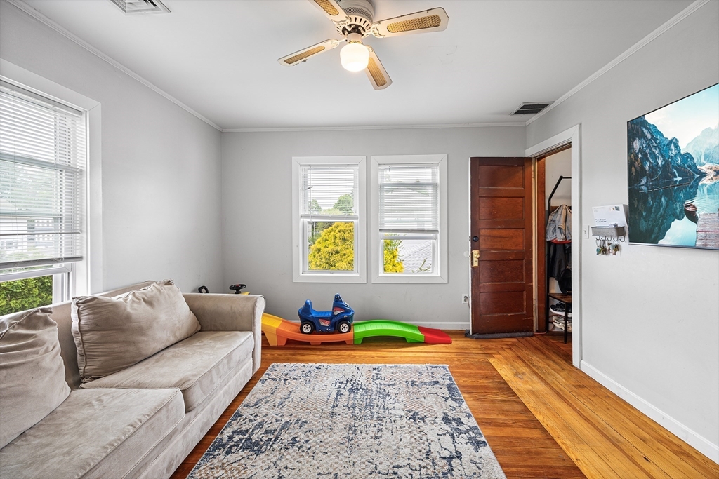 19 R Randall Street Taunton, MA 02780 - Photo 7 of 39