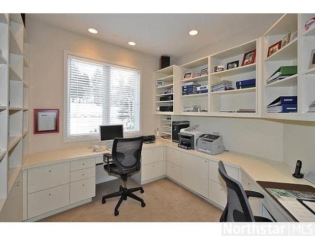 2377 Cherrywood Road Minnetonka, MN 55305 - Photo 14 of 15 Gallery Image 14
