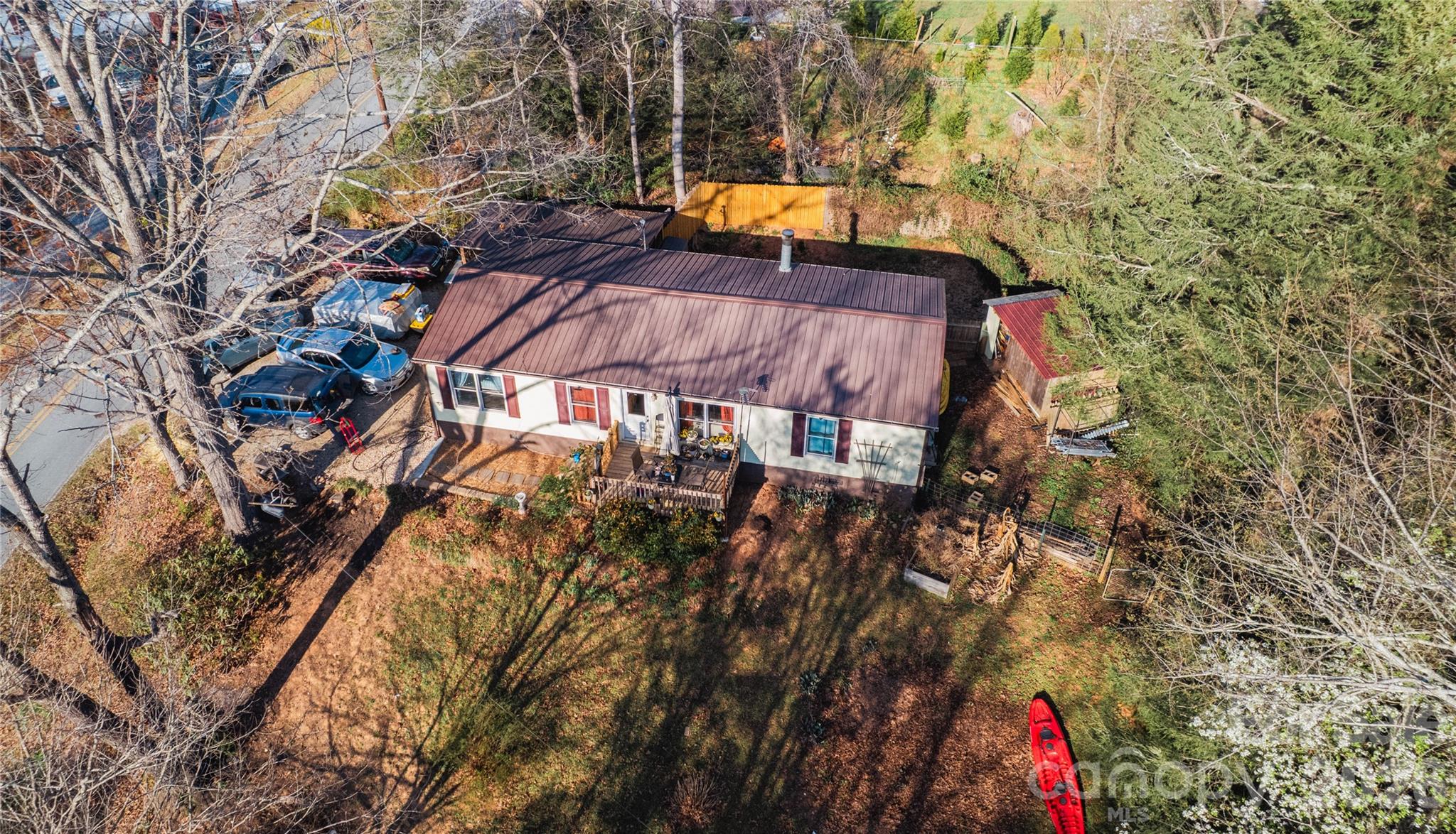 839 Hidden View Loop Marion, NC 28752 - Photo 4 of 32 a view of a pathway with a yard