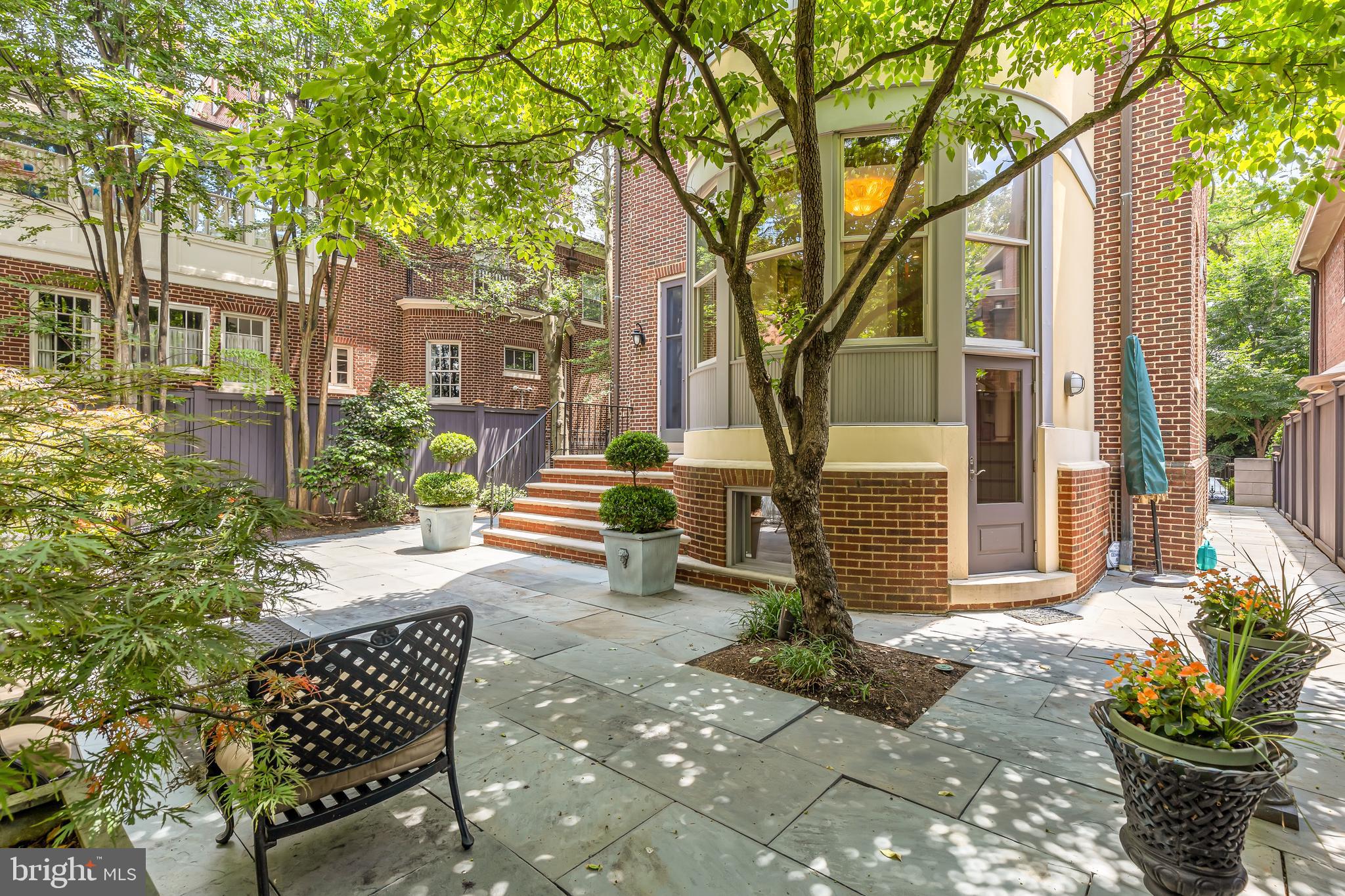 2303 Bancroft Place Northwest Washington, DC 20008 - Photo 12 of 28