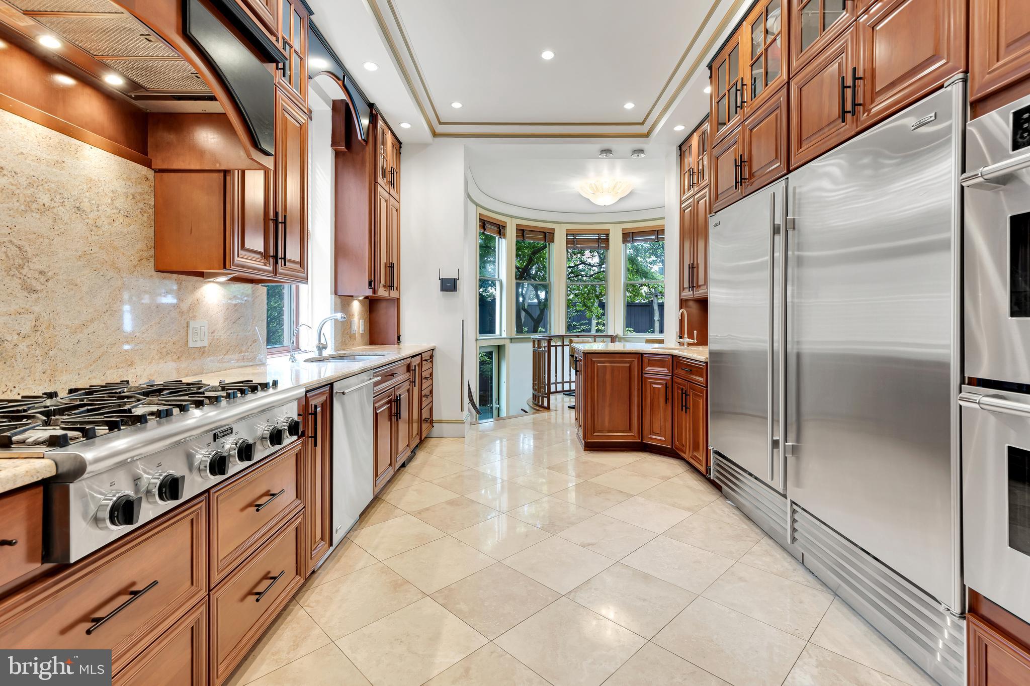 2303 Bancroft Place Northwest Washington, DC 20008 - Photo 7 of 28