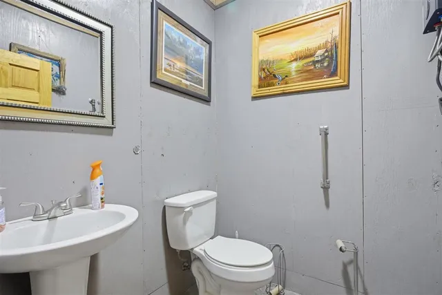 $425,000 | 156 Par Road 4118, Bell City, LA 70630