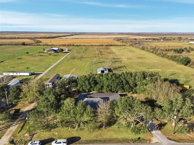 $425,000 | 156 Par Road 4118, Bell City, LA 70630