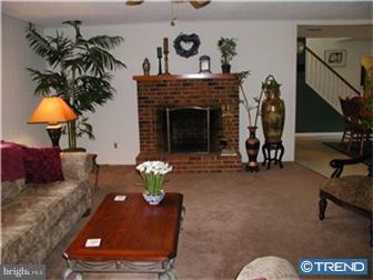 721 Yorklyn Road Hockessin, DE 19707 - Photo 3 of 6 Gallery Image 3