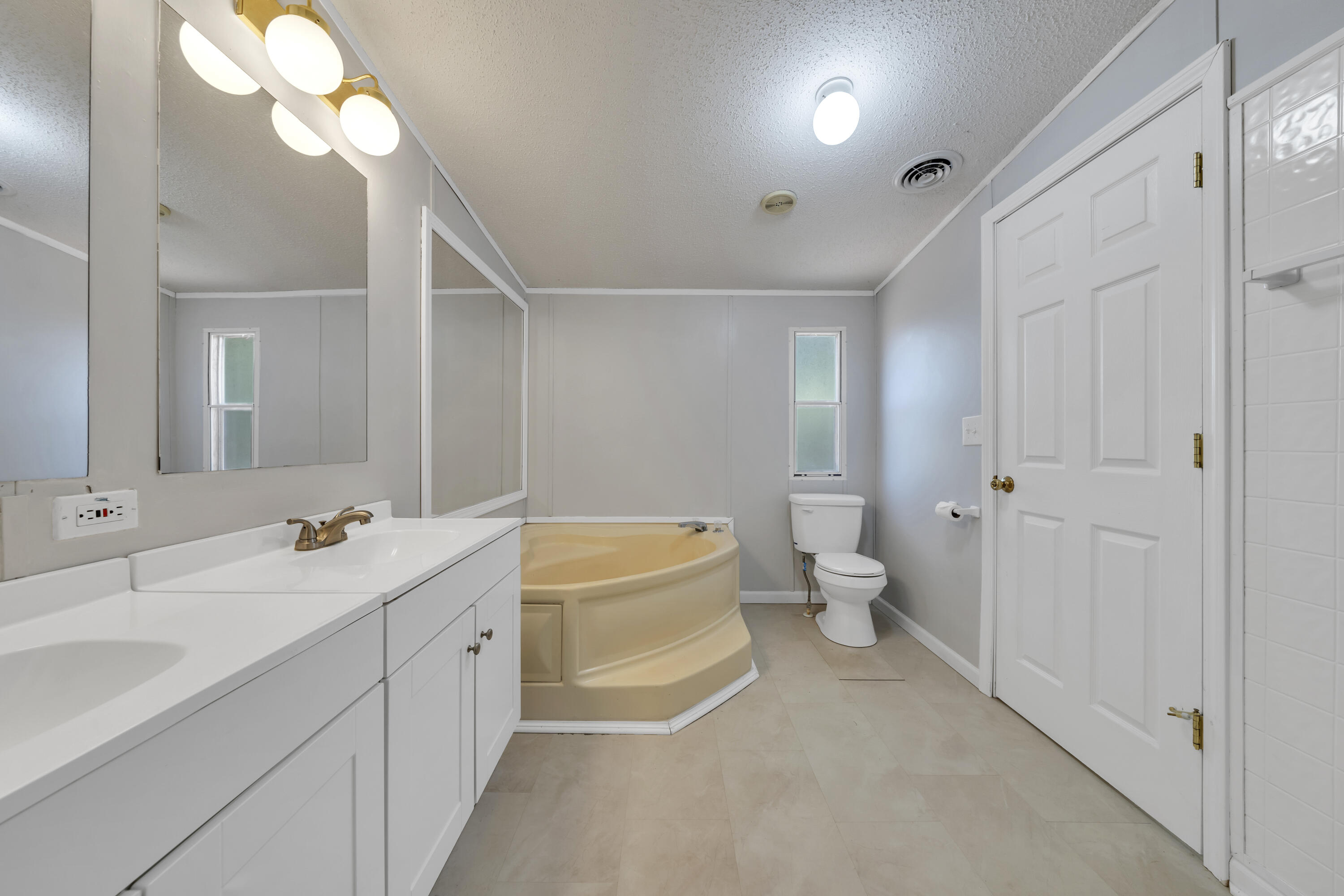 369 Smith Road Bassett, VA 24055 - Photo 18 of 32 18-MIB05340