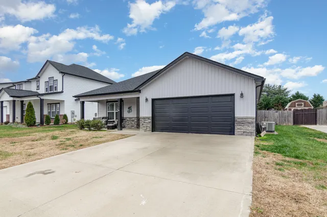 $350,000 | 278 Crusaw Drive, Clarksville, TN 37043