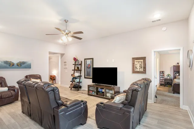 $350,000 | 278 Crusaw Drive, Clarksville, TN 37043