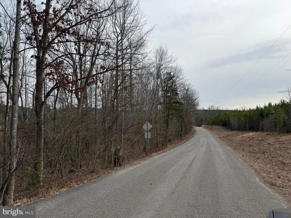 $265,000 | 1 Community House Road, Kents Store, VA 23084