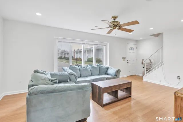 $325,000 | 40 Carriage Path North, Unit 40, Milford, CT 06460