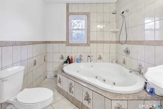 $325,000 | 40 Carriage Path North, Unit 40, Milford, CT 06460