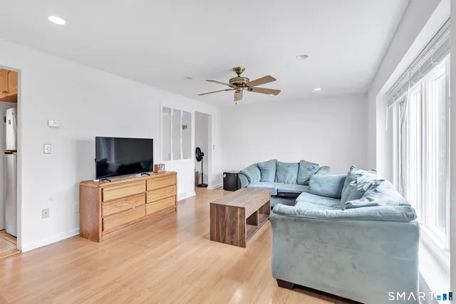 $325,000 | 40 Carriage Path North, Unit 40, Milford, CT 06460