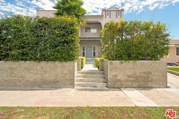 $3,200 | 840 North Fuller Avenue, Los Angeles, CA 90046