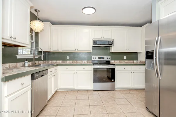 $265,000 | 21455 East Edgewood Drive, Saucier, MS 39574