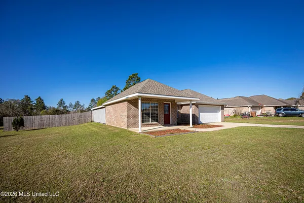 $265,000 | 21455 East Edgewood Drive, Saucier, MS 39574