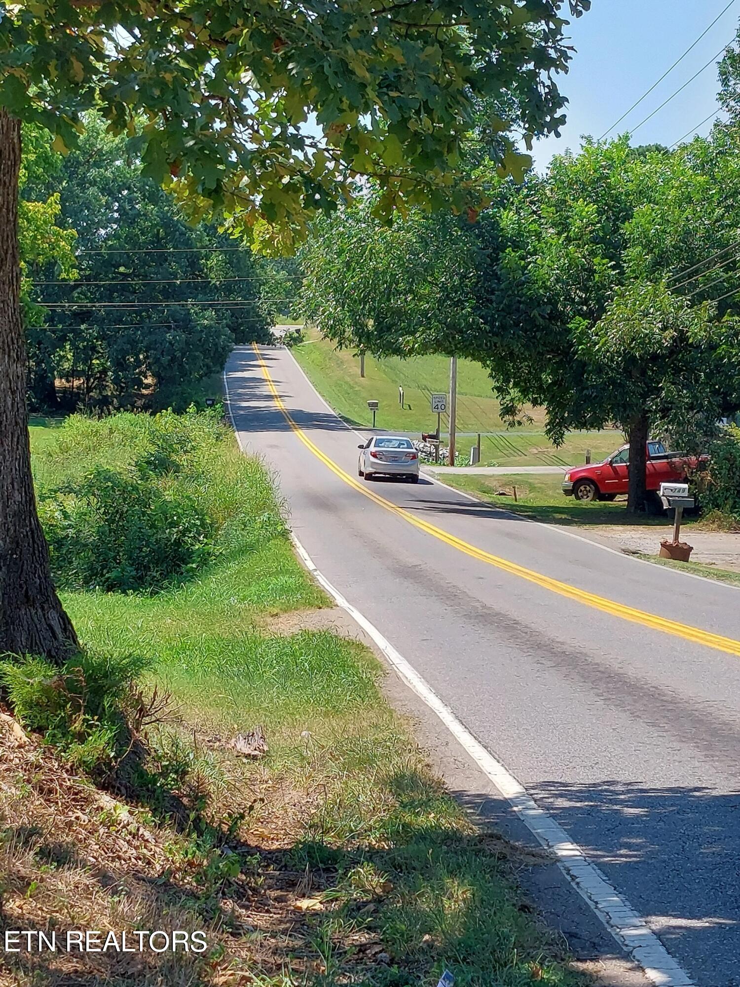 1725 Middlesettlements Road Maryville, TN 37801 - Photo 8 of 11 view up street