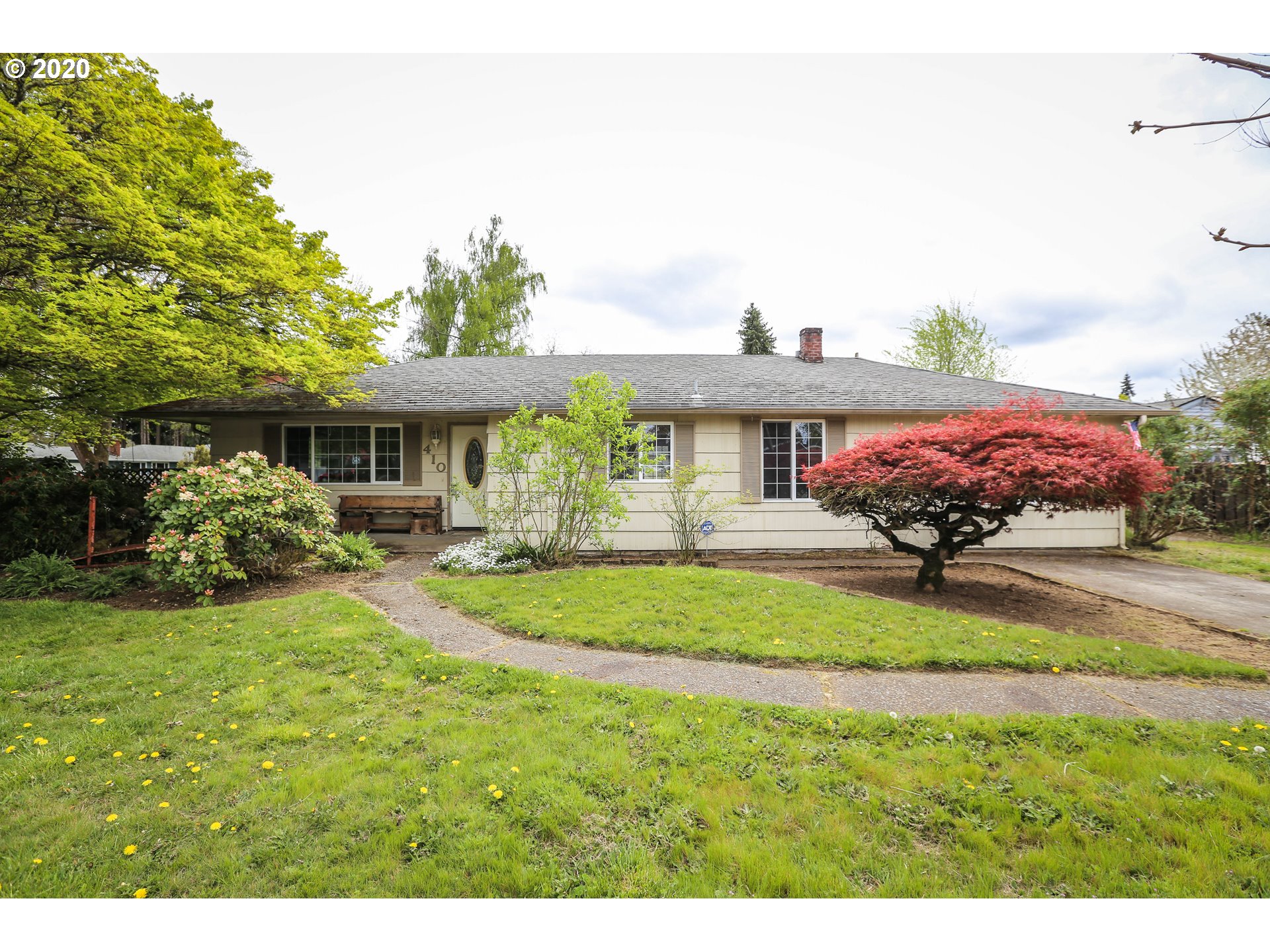 410 Maxwell Road Eugene, OR 97404 - Photo 1 of 31 Gallery Image 1