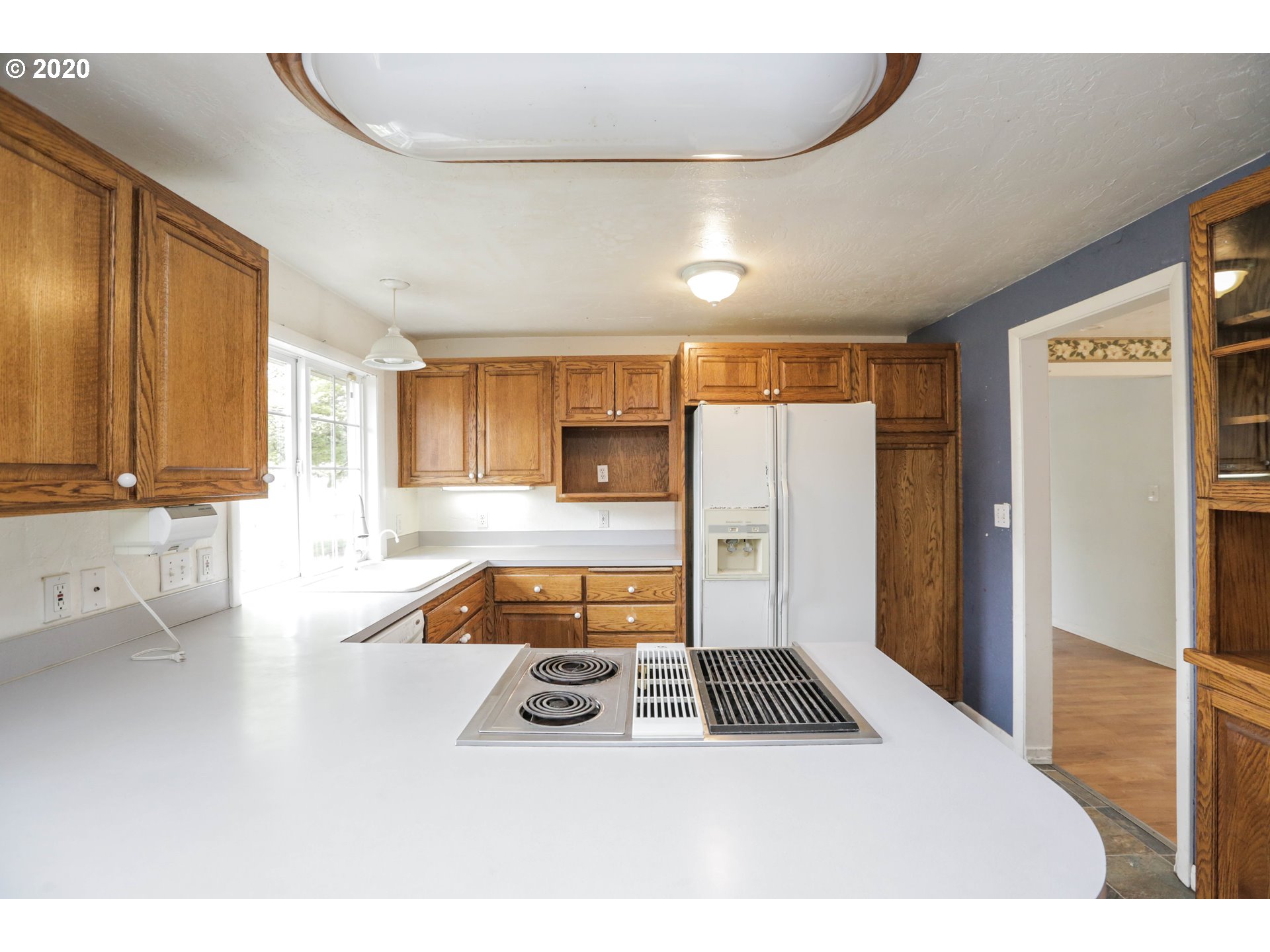 410 Maxwell Road Eugene, OR 97404 - Photo 5 of 31 Gallery Image 5