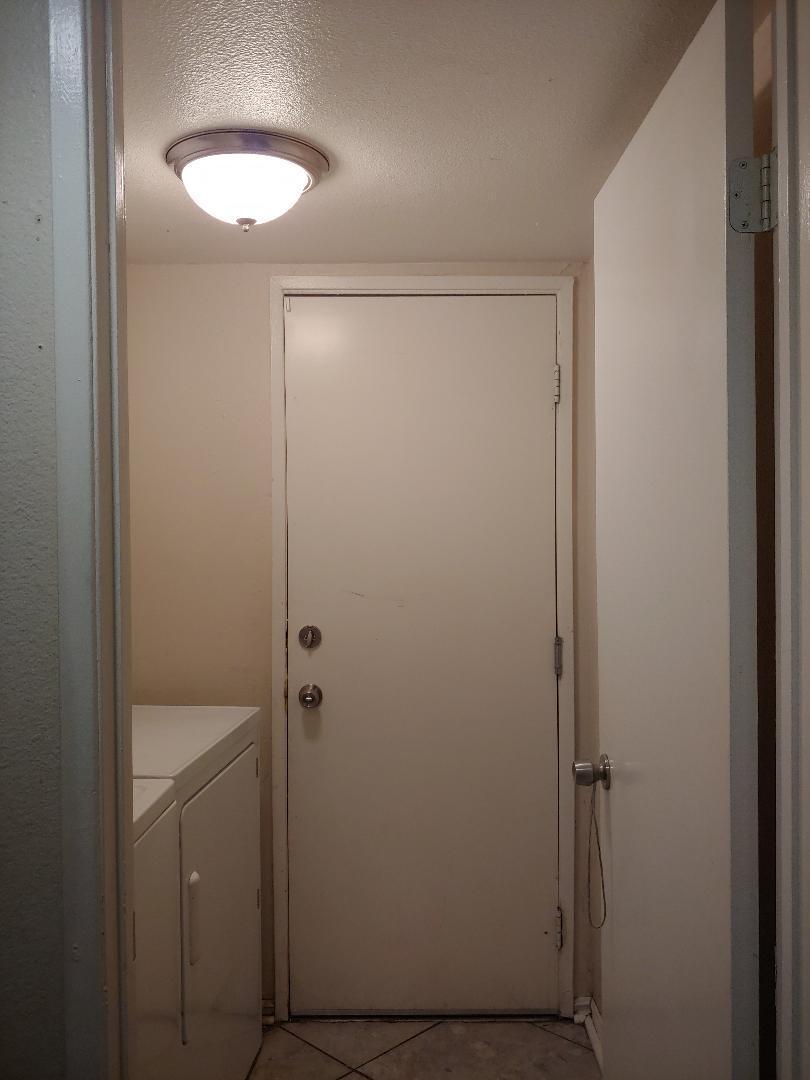 615 Martha Court Lancaster, CA 93535 - Photo 13 of 15 hallway