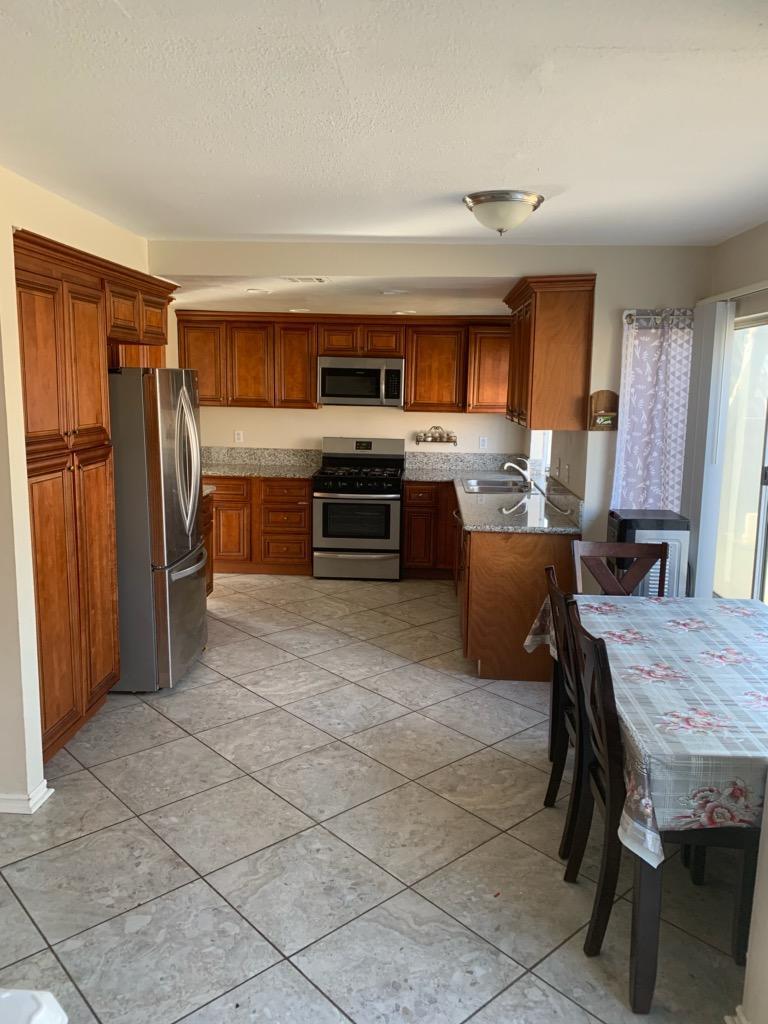 615 Martha Court Lancaster, CA 93535 - Photo 6 of 15 IMG_3173