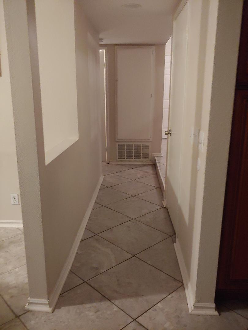 615 Martha Court Lancaster, CA 93535 - Photo 10 of 15 hallway3