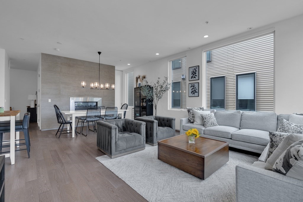 537 East 1st Street, Unit 4 Boston, MA 02127 - Photo 13 of 33