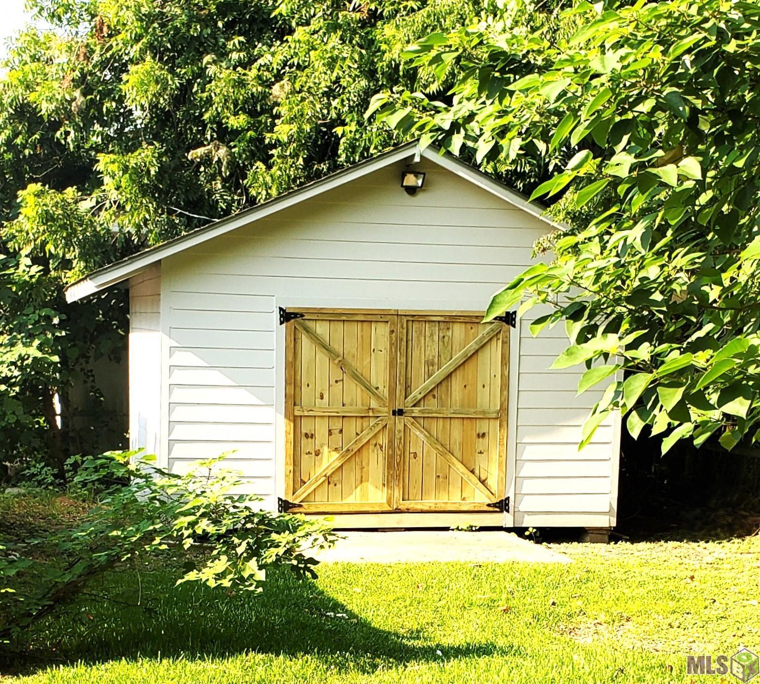 830 East Boulevard Baton Rouge, LA 70802 - Photo 33 of 37 Storage Unit