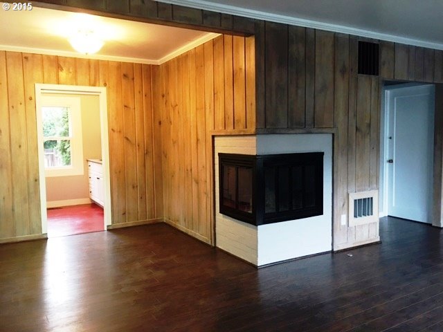 4515 Southwest Garden Home Road Portland, OR 97219 - Photo 5 of 17 Gallery Image 5