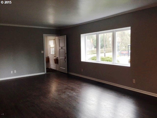 4515 Southwest Garden Home Road Portland, OR 97219 - Photo 7 of 17 Gallery Image 7