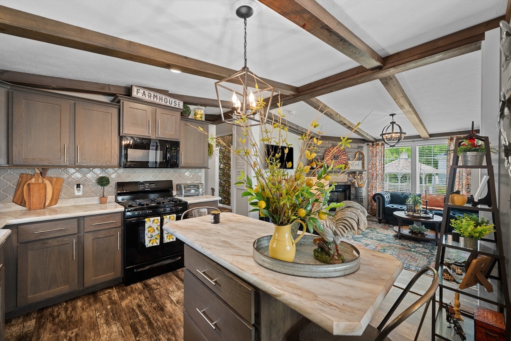 17 Lantern Lane Rutland, MA 01543 - Photo 12 of 29 Gallery Image 12