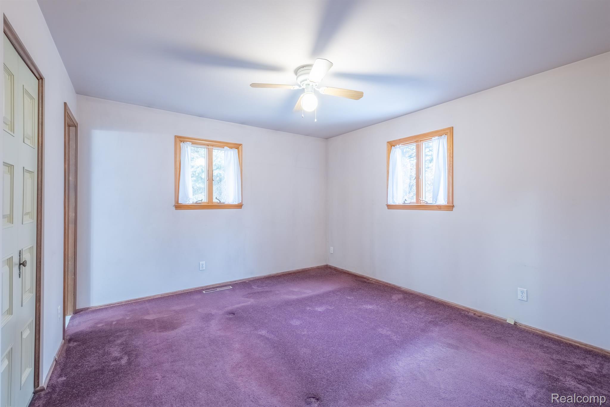 11046 Fenton Road Fenton, MI 48430 - Photo 13 of 24 Gallery Image 13