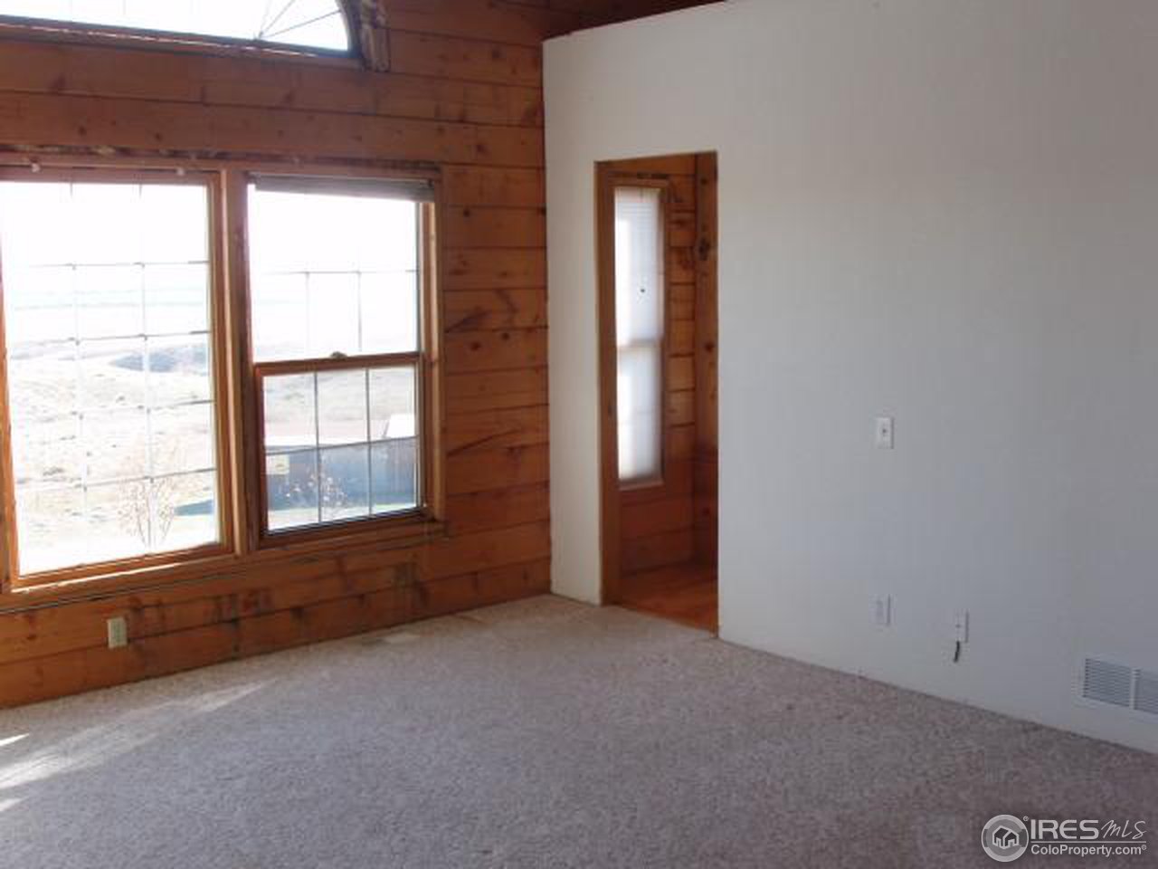 6844 Hidden Springs Road Fort Collins, CO 80526 - Photo 10 of 18 Master bedroom