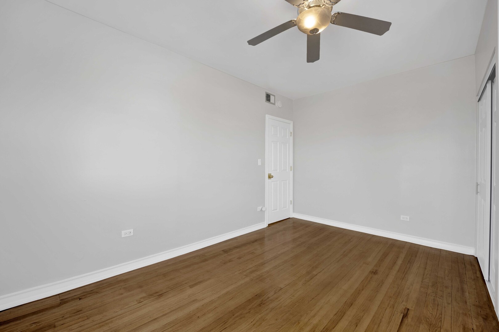 3024 North Pulaski Road, Unit 4B Chicago, IL 60641 - Photo 16 of 25