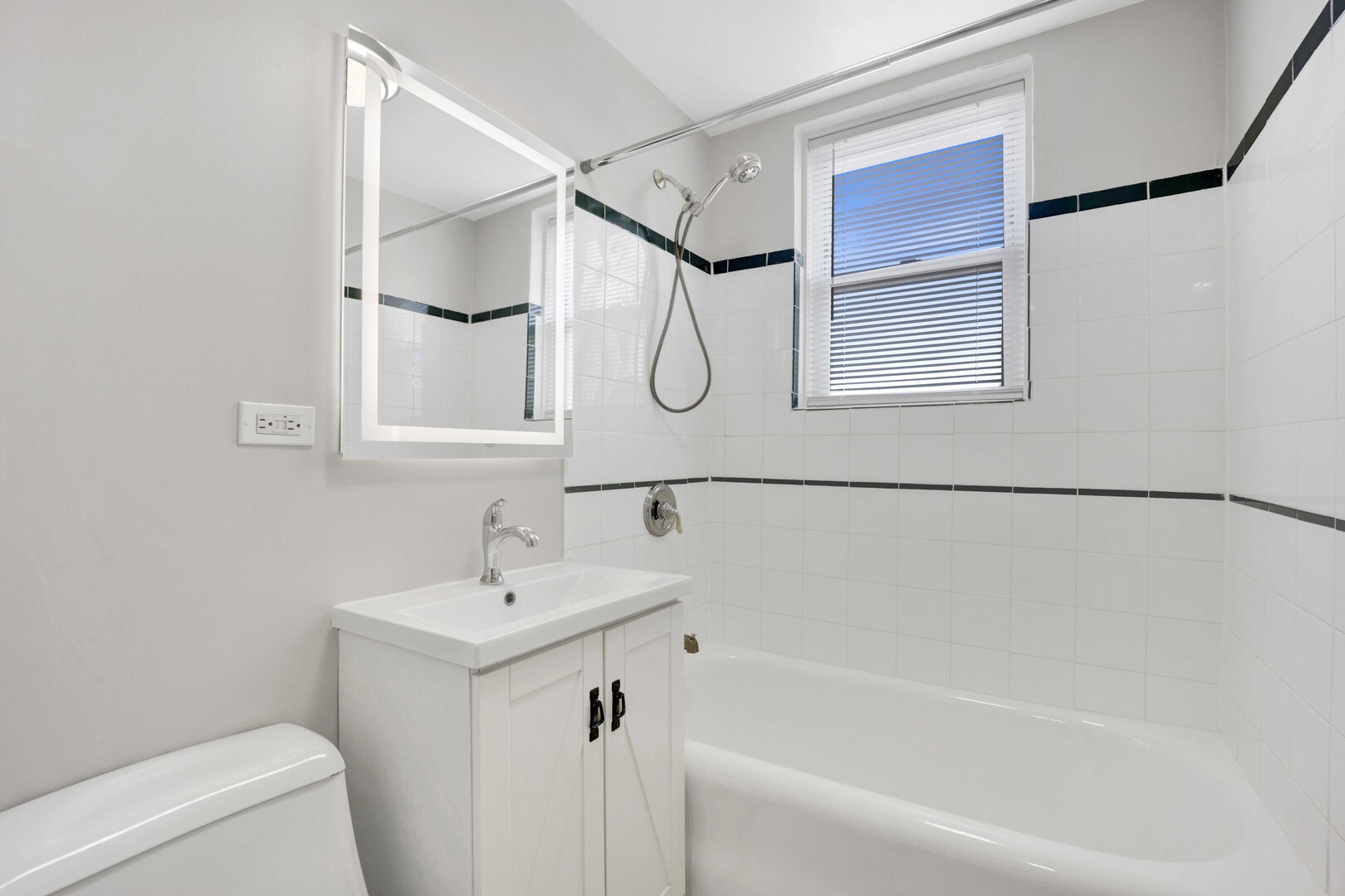 3024 North Pulaski Road, Unit 4B Chicago, IL 60641 - Photo 18 of 25