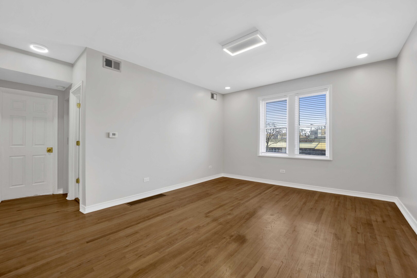 3024 North Pulaski Road, Unit 4B Chicago, IL 60641 - Photo 2 of 25