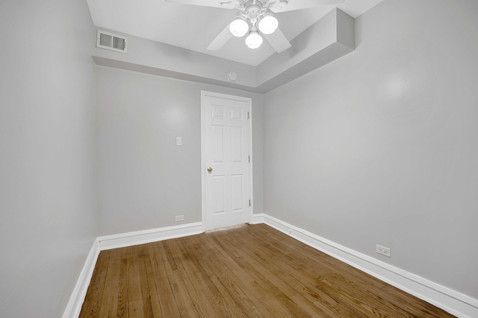 3024 North Pulaski Road, Unit 4B Chicago, IL 60641 - Photo 21 of 25