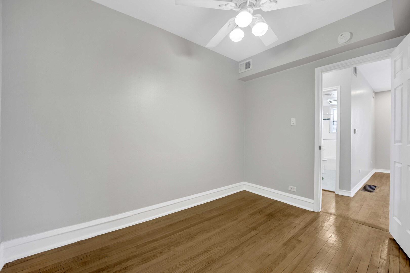 3024 North Pulaski Road, Unit 4B Chicago, IL 60641 - Photo 22 of 25