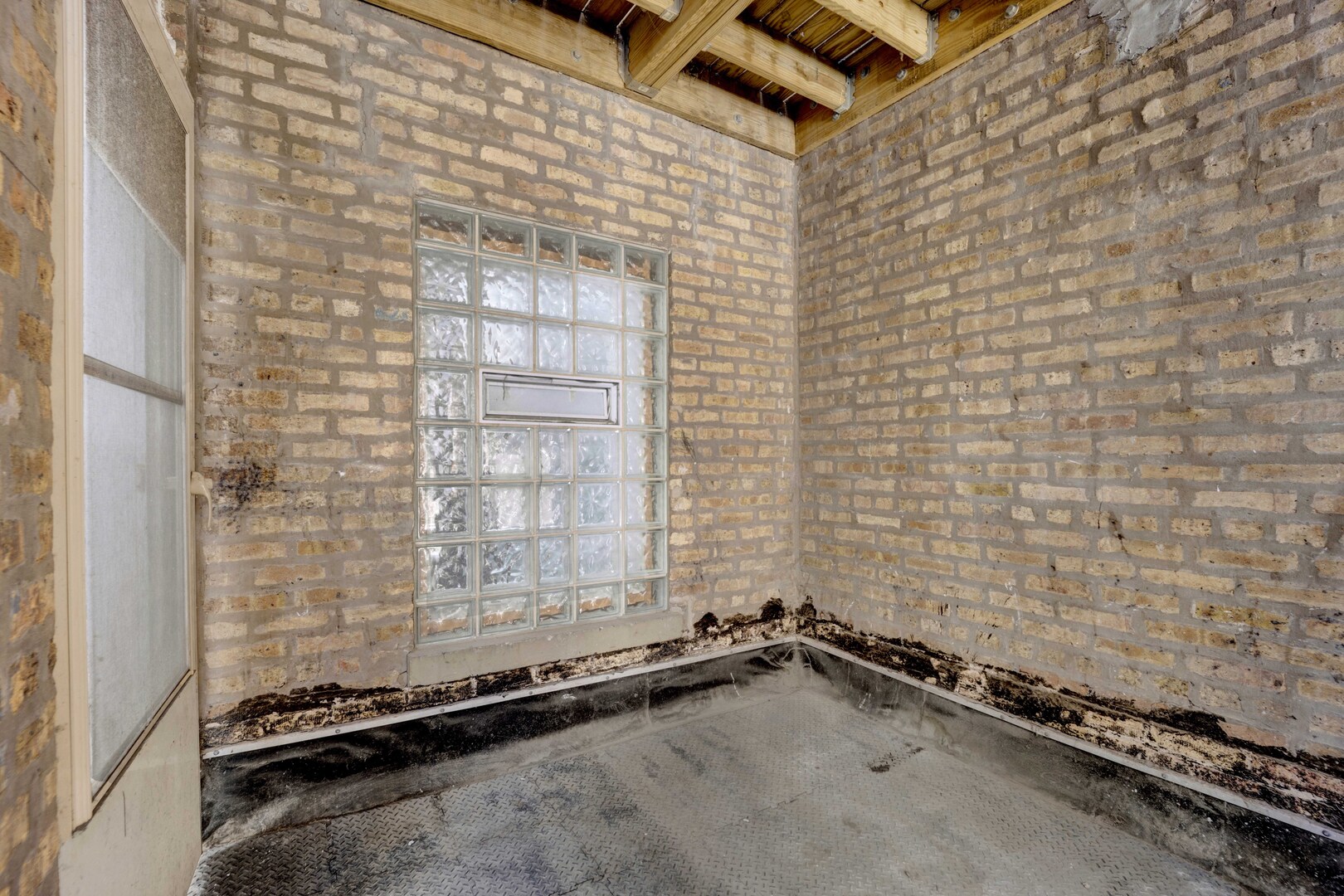 3024 North Pulaski Road, Unit 4B Chicago, IL 60641 - Photo 23 of 25