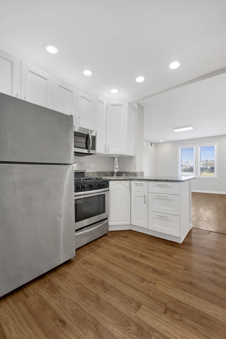 3024 North Pulaski Road, Unit 4B Chicago, IL 60641 - Photo 10 of 25