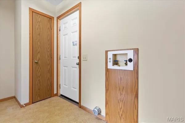 $425,000 | 27111 State Hwy U, Warrenton, MO 63383