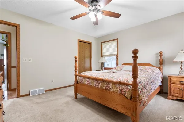 $425,000 | 27111 State Hwy U, Warrenton, MO 63383