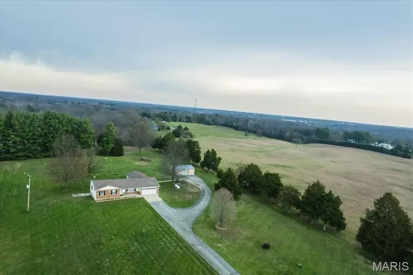 $425,000 | 27111 State Hwy U, Warrenton, MO 63383