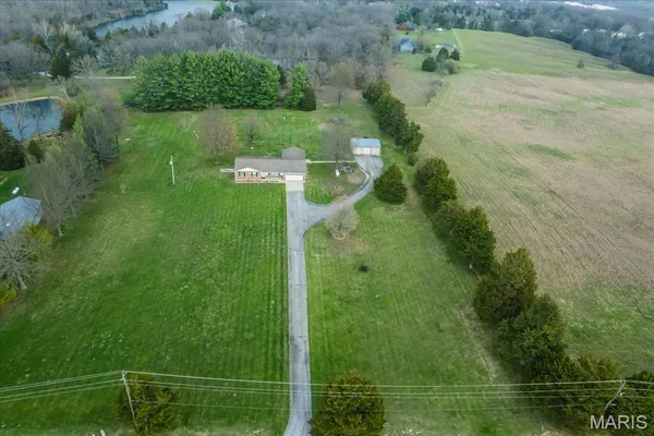 $425,000 | 27111 State Hwy U, Warrenton, MO 63383