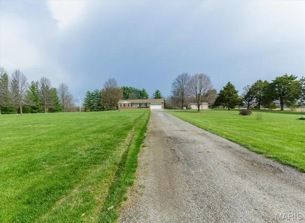 $425,000 | 27111 State Hwy U, Warrenton, MO 63383