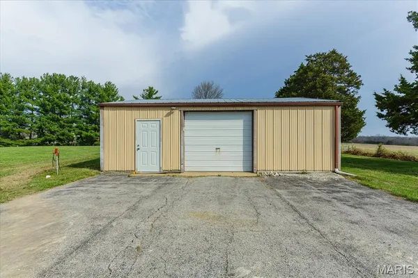 $425,000 | 27111 State Hwy U, Warrenton, MO 63383